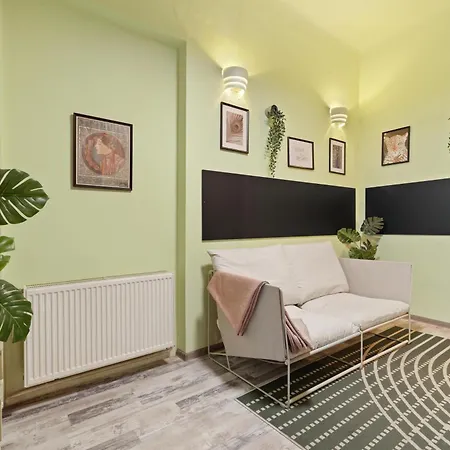 Cismigiu - Spacious 2br Βουκουρέστι